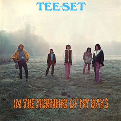 TEE SET