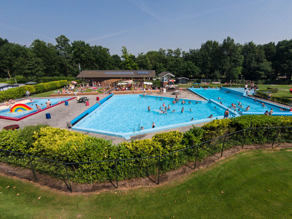 Radio Coevorden live vanaf Bosbad Zwinderen!